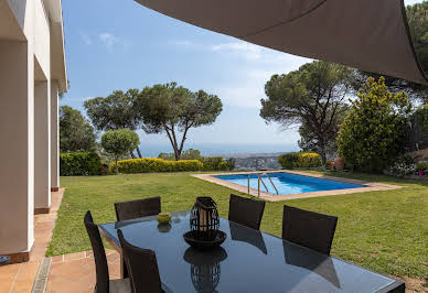 Maison avec jardin et terrasse 2