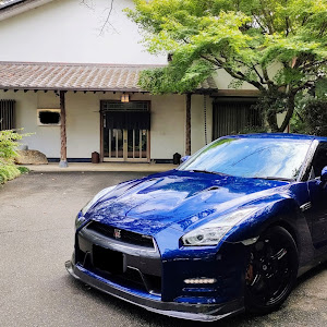 NISSAN GT-R R35