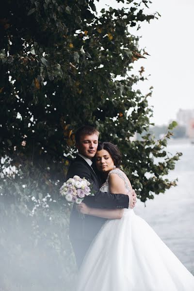 Fotógrafo de bodas Olya Dolganova (dolkasun). Foto del 17 de noviembre 2015