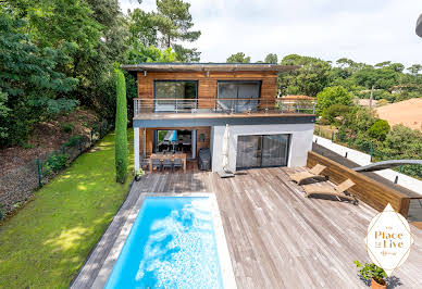 Propriété avec piscine en bord de mer 4