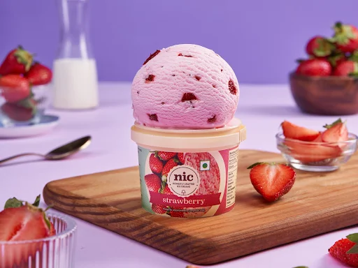 Strawberry Ice Cream 100ml