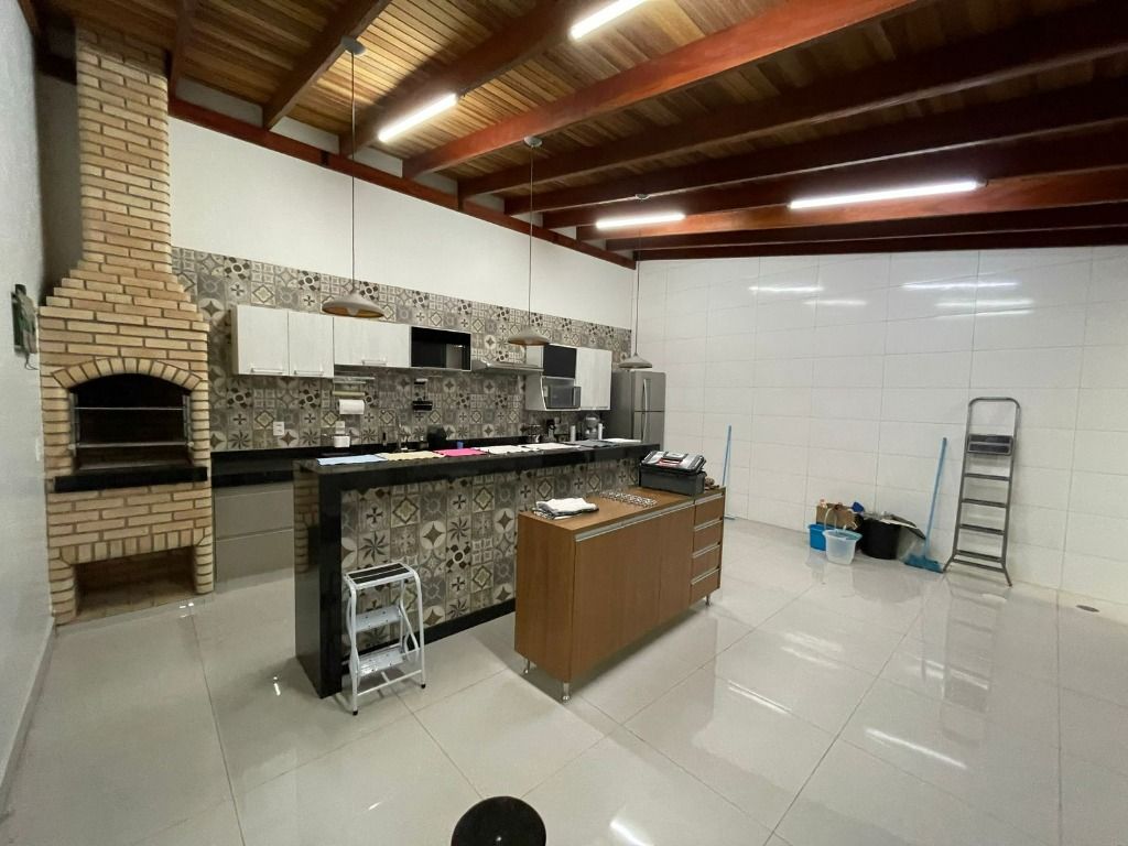 Casa com 3 dormitórios à venda, 90 m² por R$ 360.000,00 - Recreio dos Bandeirantes - Uberaba/MG