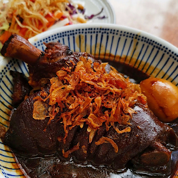 Braised Pig Knuckle