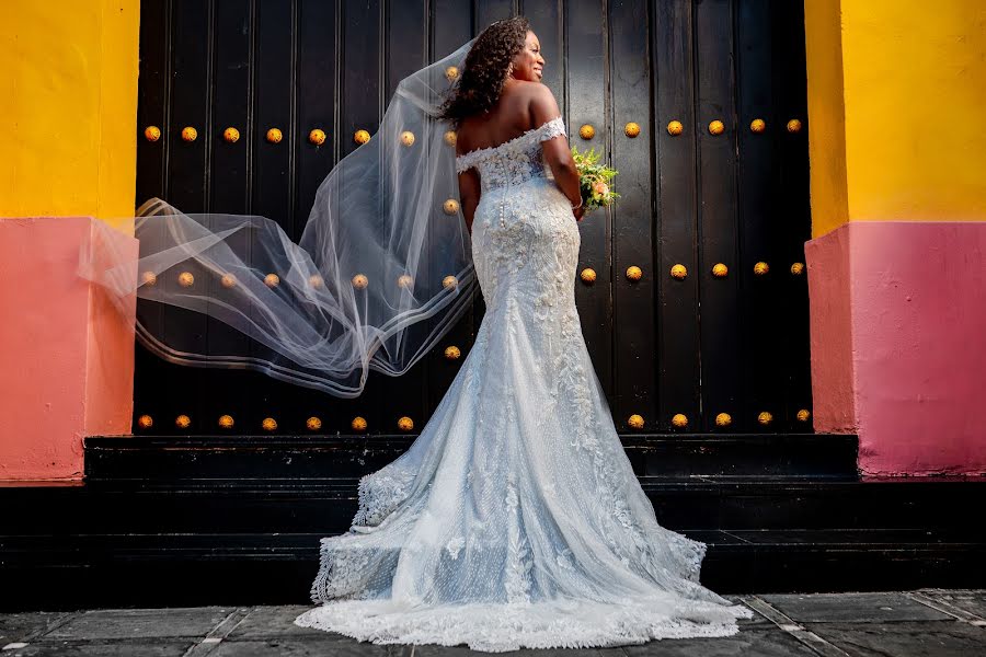 Fotografo di matrimoni Alexis Rodriguez (alexdaliweddings). Foto del 22 maggio 2022