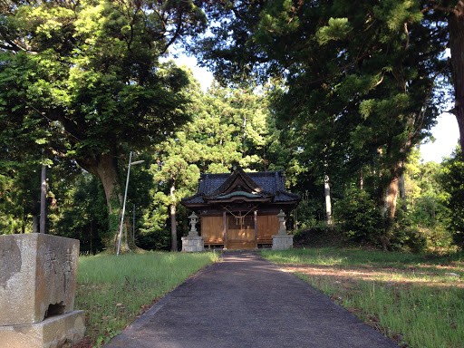 村社八幡神社