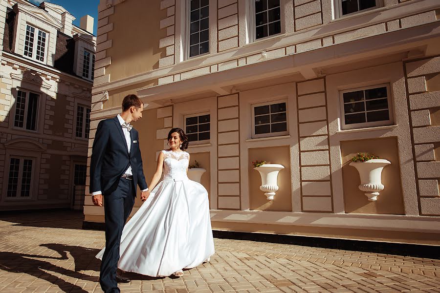 Fotógrafo de casamento Roman Nasyrov (nasyrov). Foto de 6 de setembro 2016