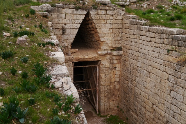 ミケーネとティリンスの古代遺跡群