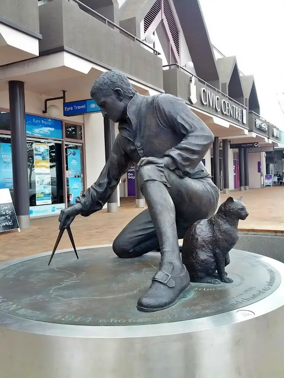 Trim: O gato aventureiro do navegador Matthew Flinders