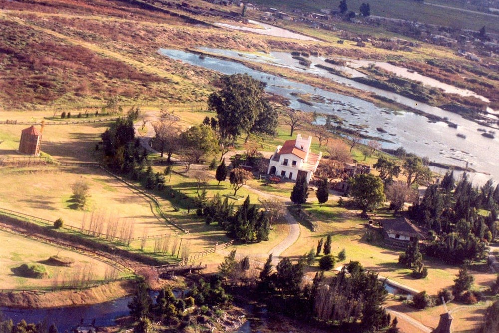 Campanópolis, a vila medieval na Argentina