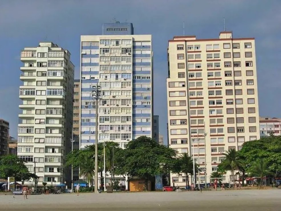 Santos: A cidade dos prédios tortos