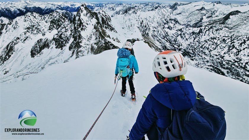 PICO SALVAGUARDIA INVERNAL con NIÑOS en los pirineos.