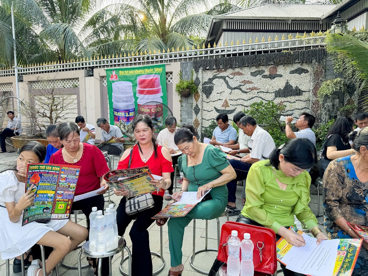 MICHAEL LANG CÙNG 350 K HÀNG ĐLÝ VỸ HUYỀN ĐÓN XUÂN GIÁP THÌN 2024