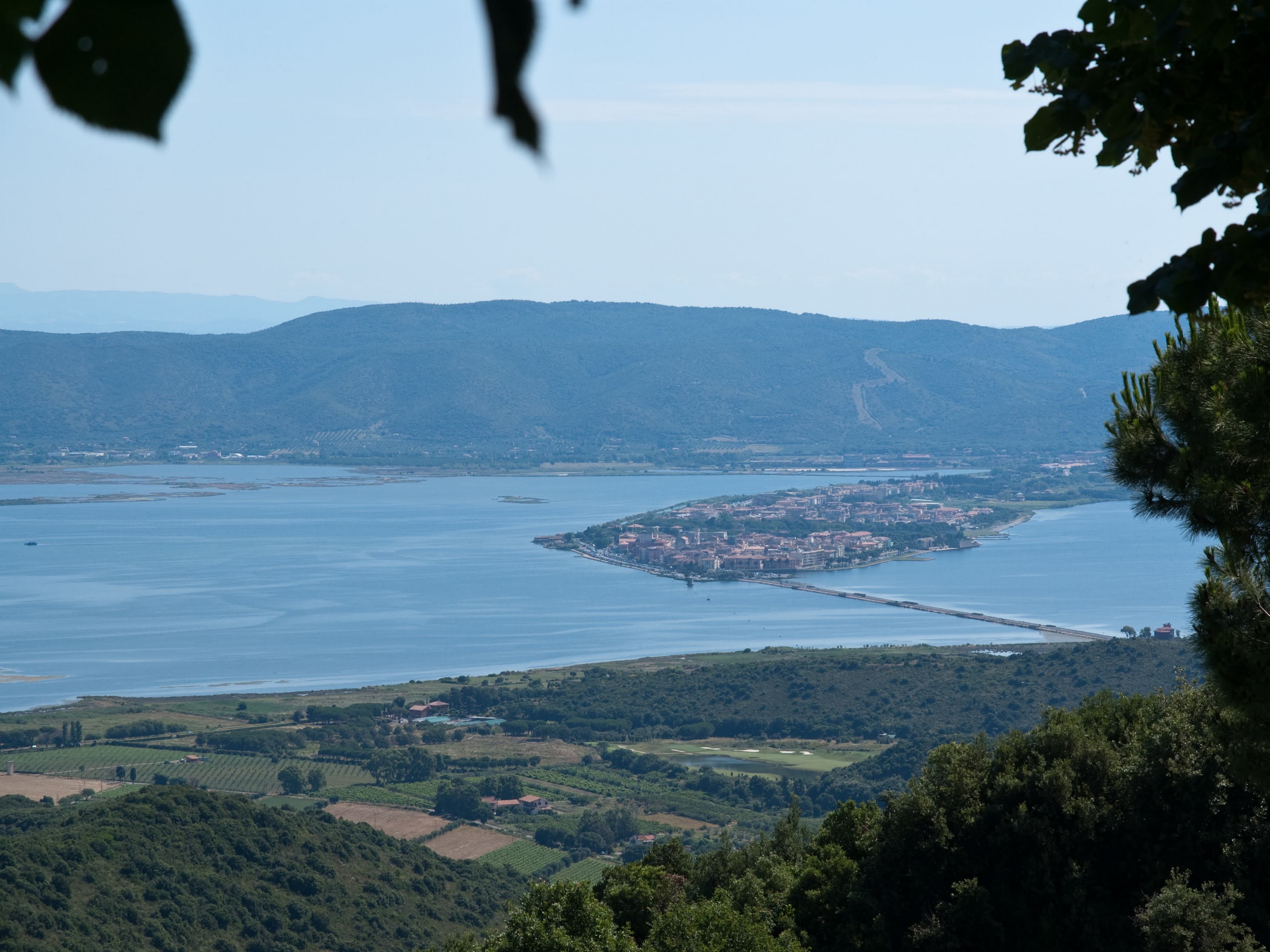 La Maremma toscana. Orbetello visto dal Monte Argentario