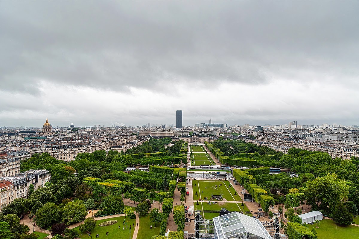 Paris, Franța