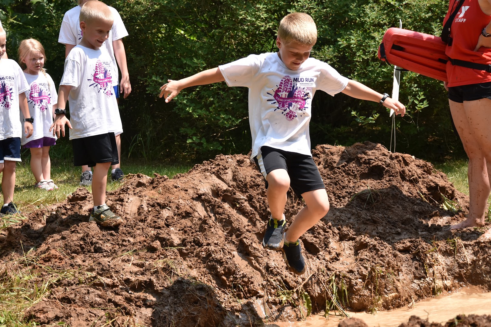 Oshkosh YMCA Kids Mud Run & Free Family Fest, June 5, 2022!