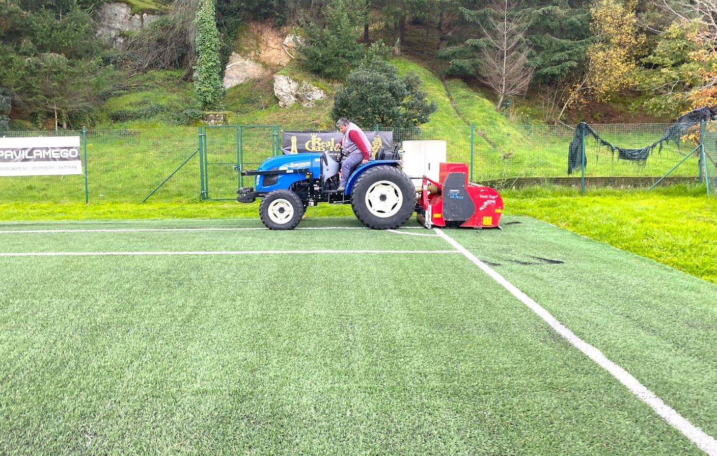 Município de Lamego reabilita relvado sintético do Estádio dos Remédios