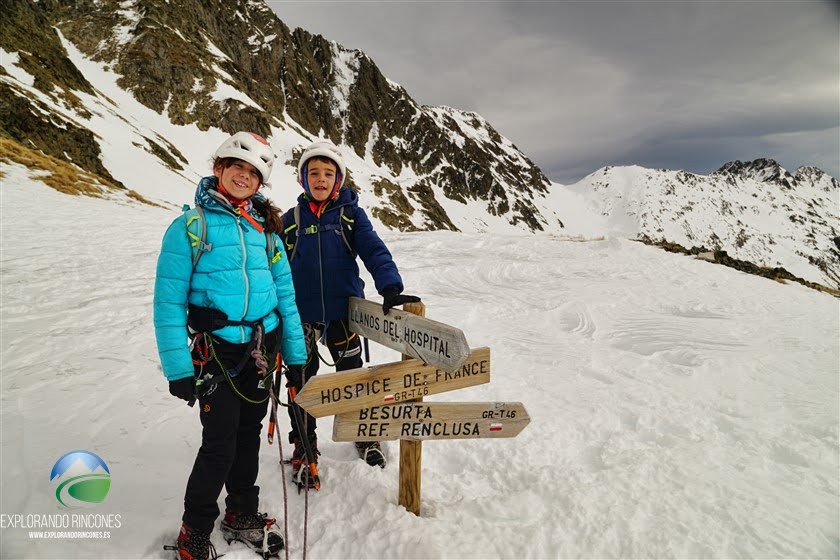 PICO SALVAGUARDIA INVERNAL con NIÑOS en los pirineos.