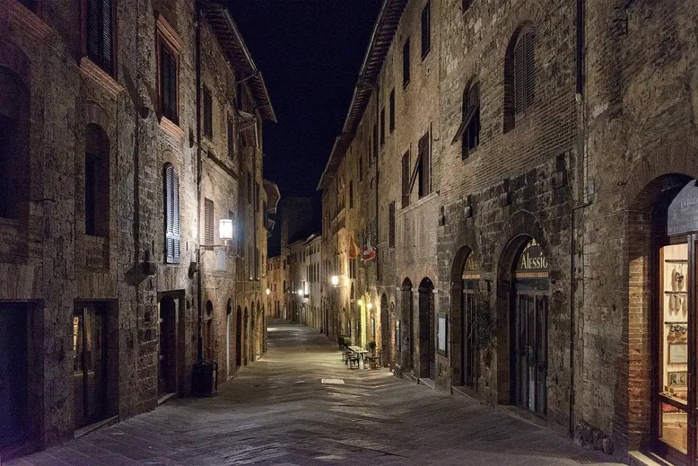 Guardiãs do Céu: As majestosas torres medievais de San Gimignano