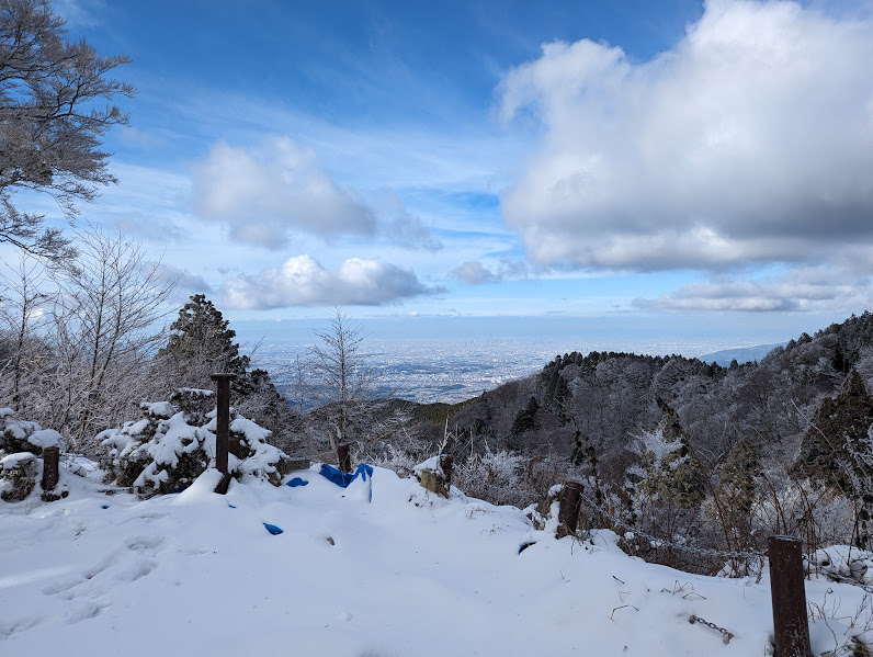 山頂広場から