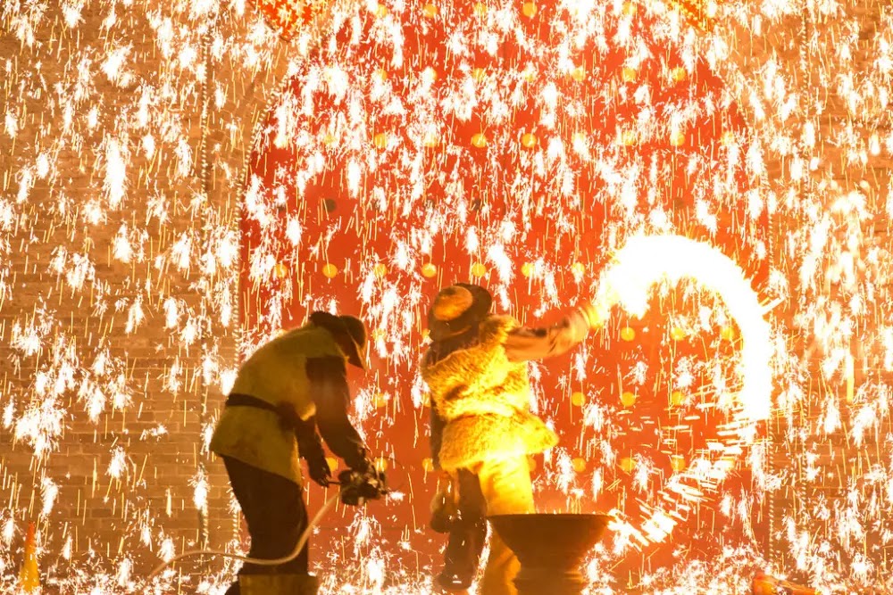 Da Shuhua: Fogos de artifício de ferro fundido