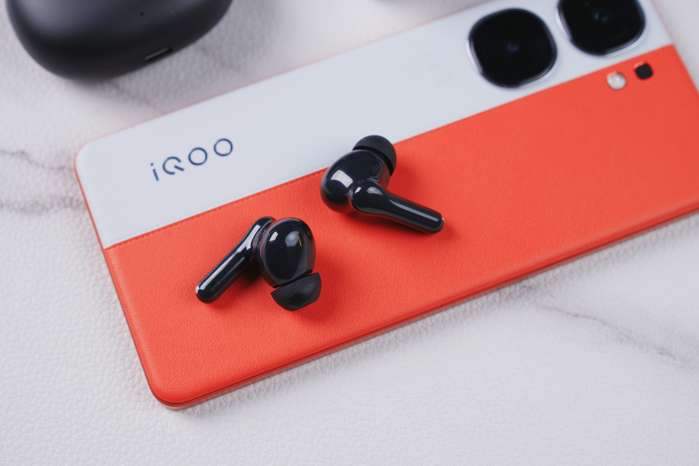 IQOO Neo 9 Pro Review: The New Flagship Killers - Is it the Best Value Phone of 2023?