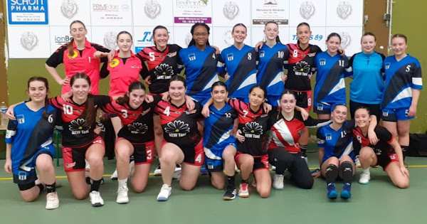 Moins de 18 ans féminines 2 à Villeneuve