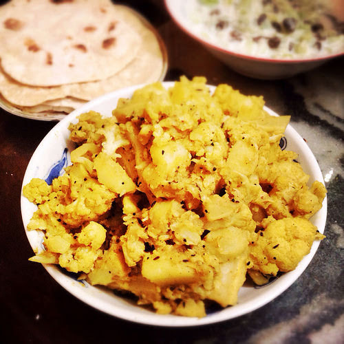 Spicy, Indian, Potato, Cauliflower, Aloo Gobi, dry curry, vegetarian, curry, vegetable,  印式干, 咖喱, 土豆, 烩, 花椰菜, recipe