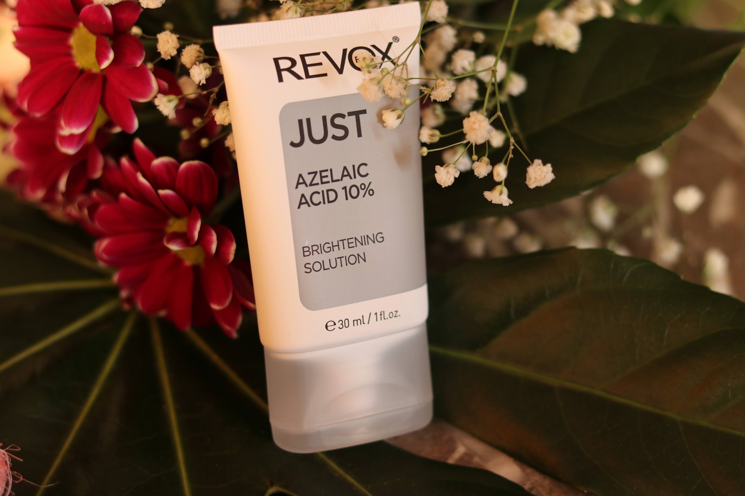 Revox , suspensie cu acid azelaic