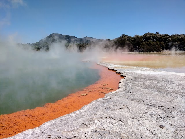 Waiotapu Thermal Wonderland Champagne Pool and Artists Palette