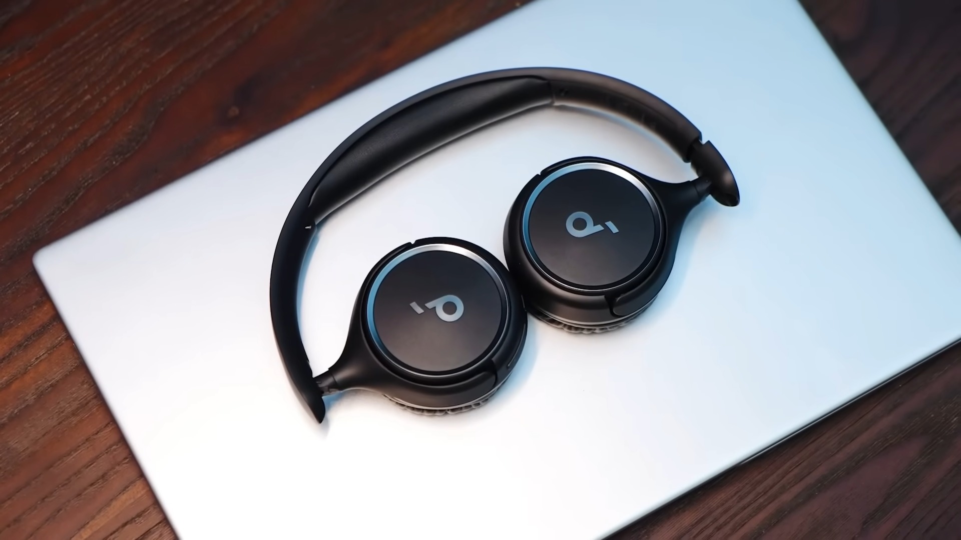 Anker SoundCore H30i Review: The Budget Headphone You've Been Waiting For?