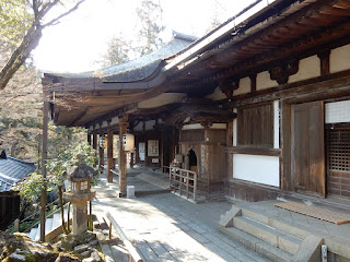 石山寺本堂