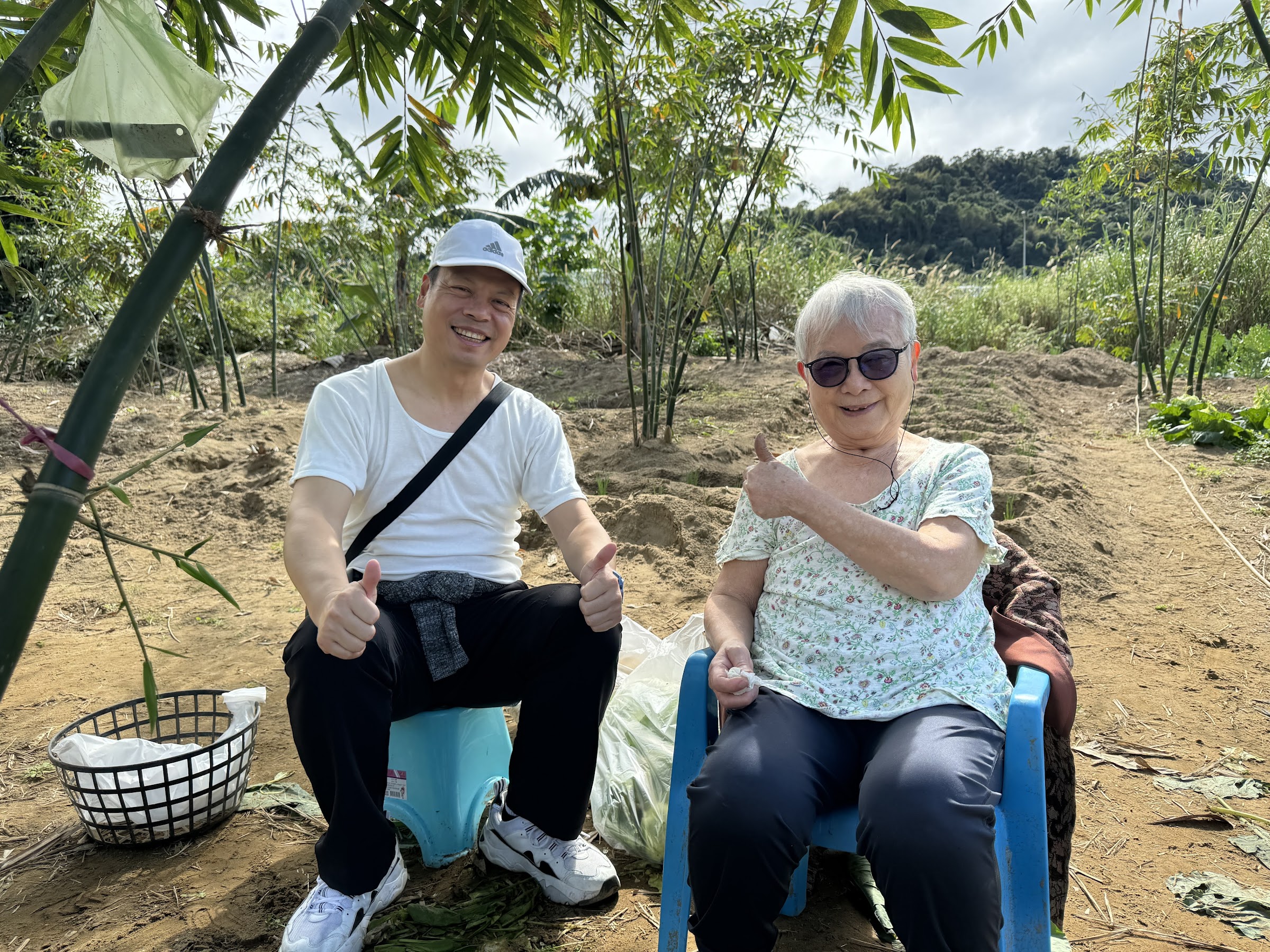 環保阿嬤的女兒唐玉書和 女婿 (二)帶我和去他大姐和大姐夫的