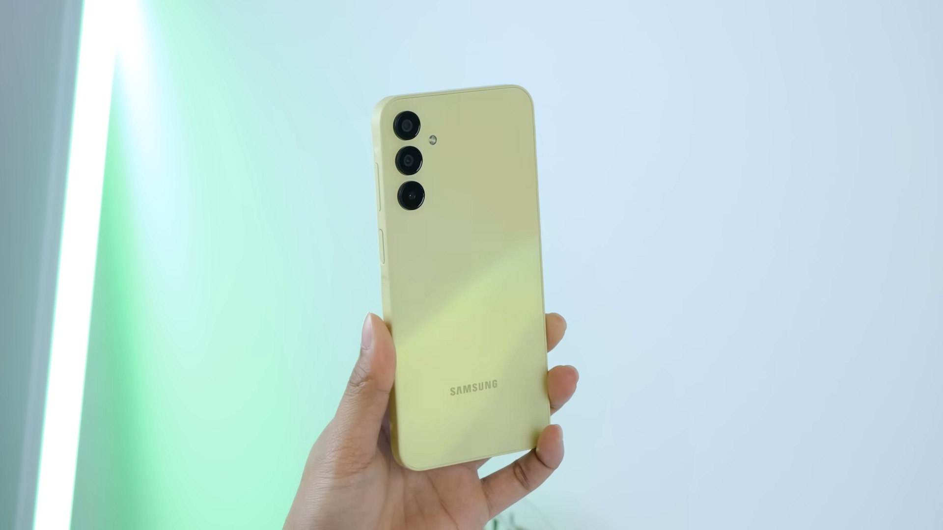 Samsung Galaxy A15 5G Review: Budget Price, Premium Features?