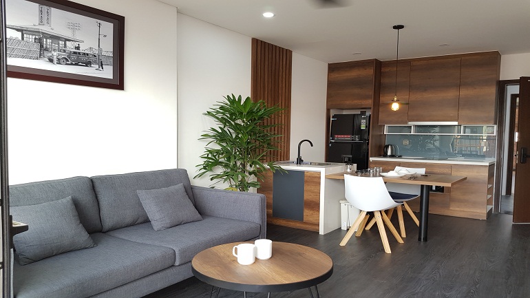 High – end one bedroom apartment with balcony in To Ngoc Van street, Tay Ho district for rent