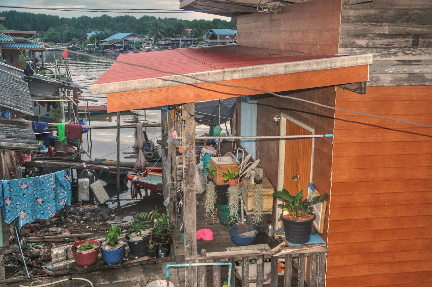 Ban Tha Muang Nakhon
Si Tammarat Province
Thailand
Houses on stilts
Fisherman village