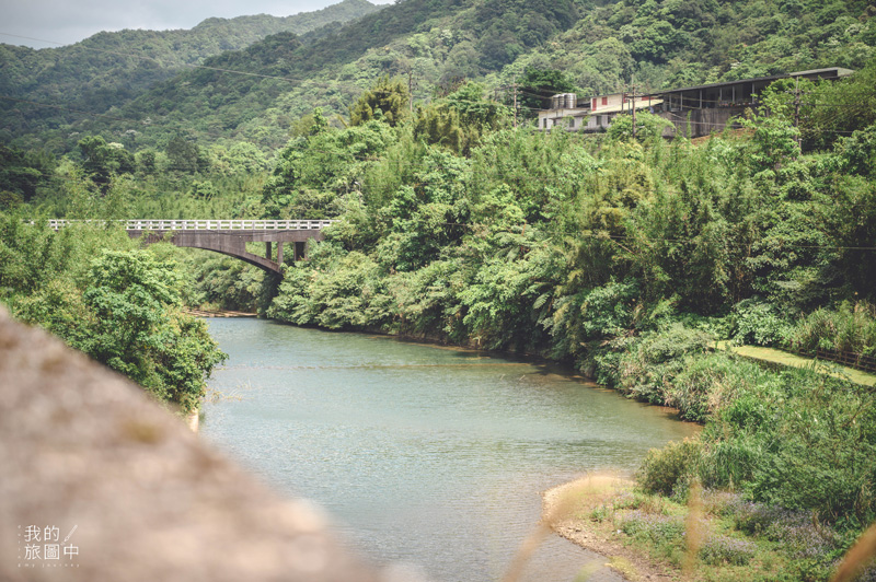 《新北平溪》嶺腳寮登山步道 越過靜謐小站的山嶺遇見桐花秘境 @我的旅圖中 during my journey