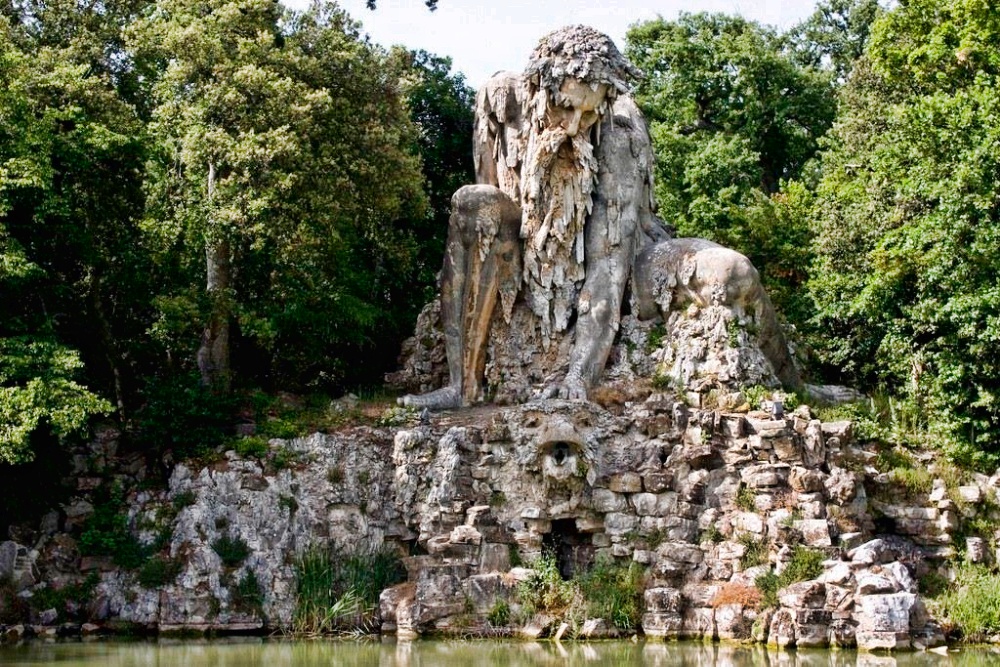 Colosso de Apeninos, a estátua da Toscana