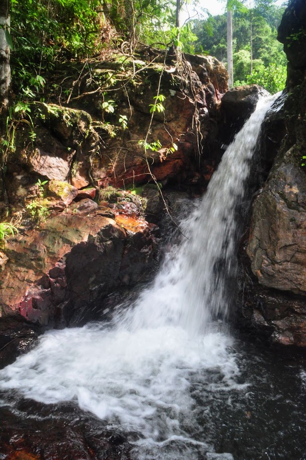 Ton Tham Waterfall
Thailand