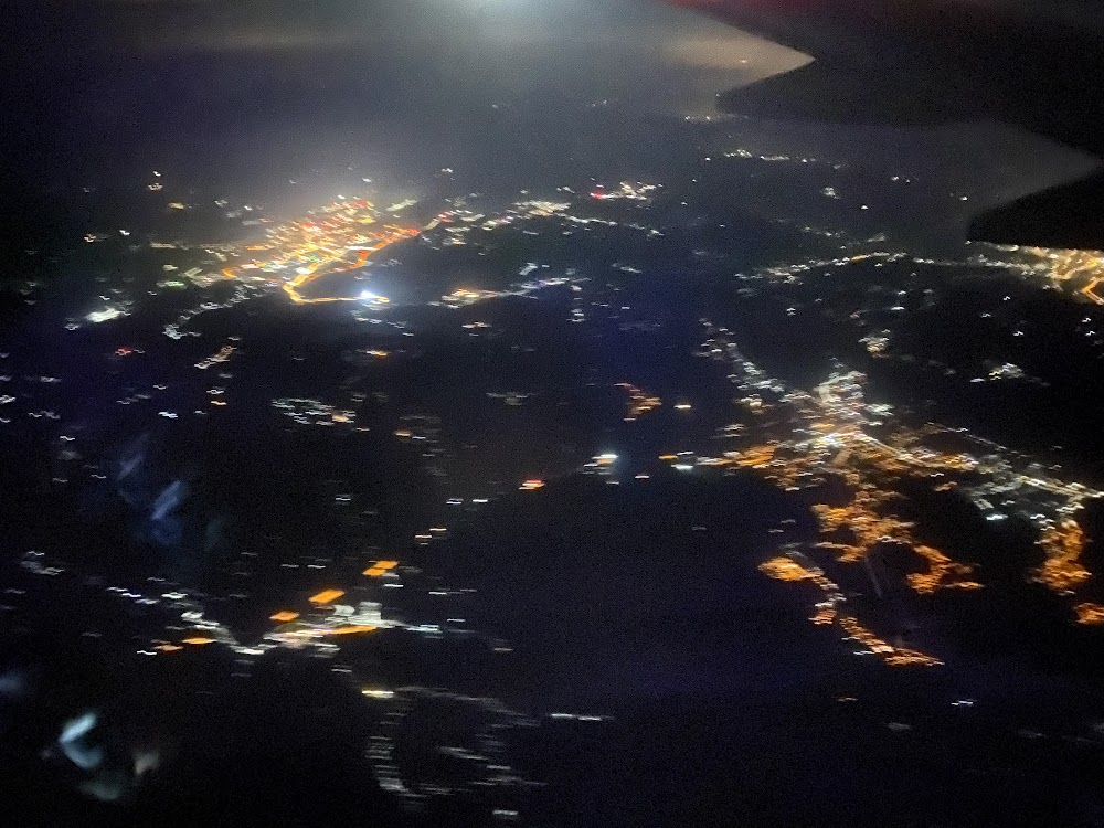 高空看到的夜市