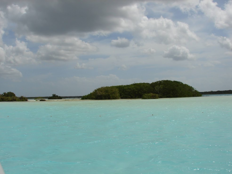 tour bacalar lagunakrystal