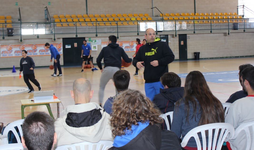 Cabo Mar en la formación de entrenadores