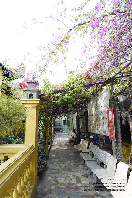 Khu vườn Phật giáo ở chùa Phổ Giác (chùa Lá) Hóc Môn