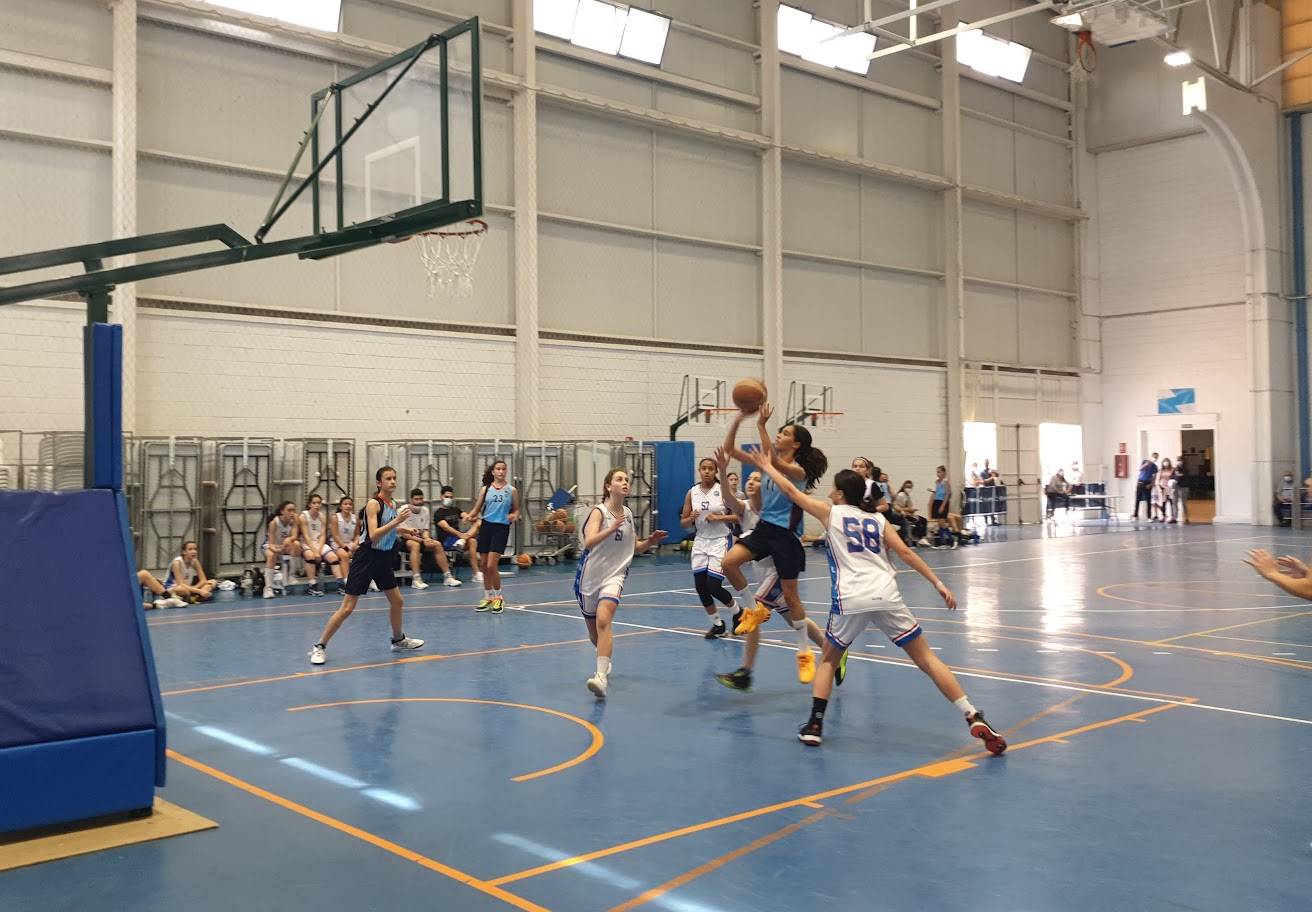 Partido serio del Infantil Azul ante Lucentum