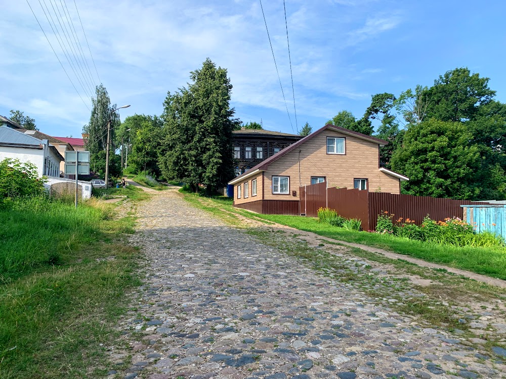 Несколько мест в пределах 100 км от Чебоксар.