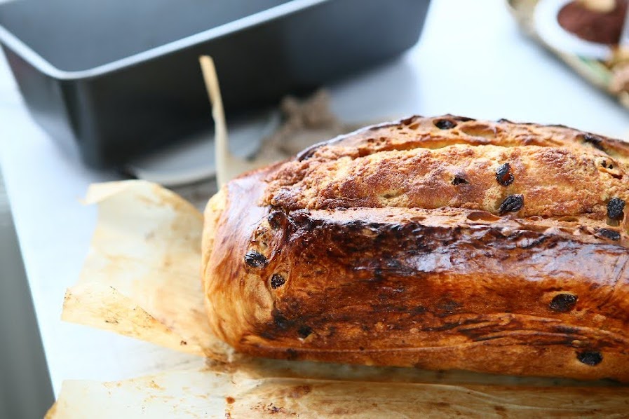 Cookie Butter Raisin Loaf