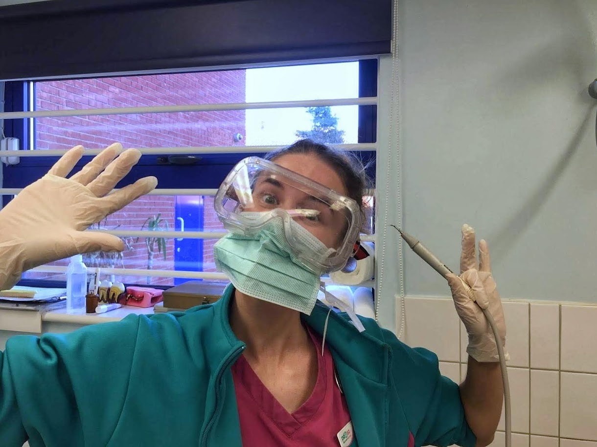 A vet nurse performing a dental scale and polish at PDSA Pet Hospital in 
Kirkdale, Liverpool
