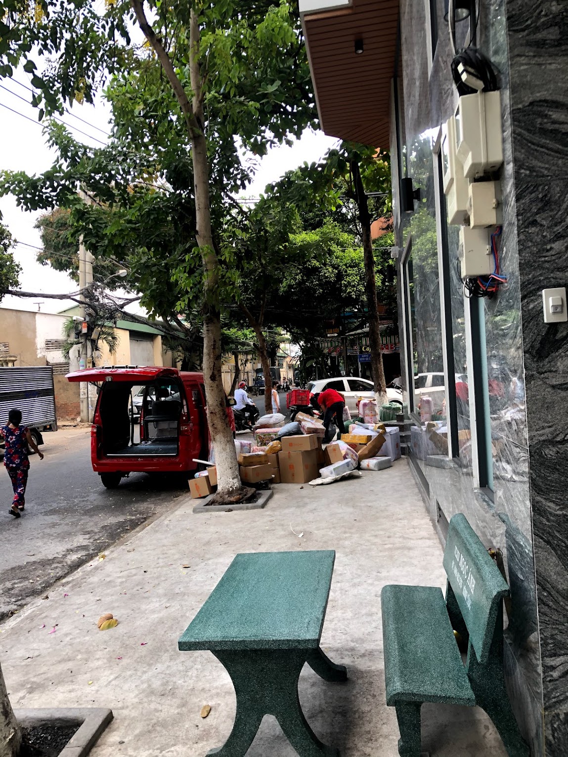 cho thuê phòng trọ p13 quận tân bình có ban côngMặt bằng kinh doanh đẹp, góc 2 mặt tiền