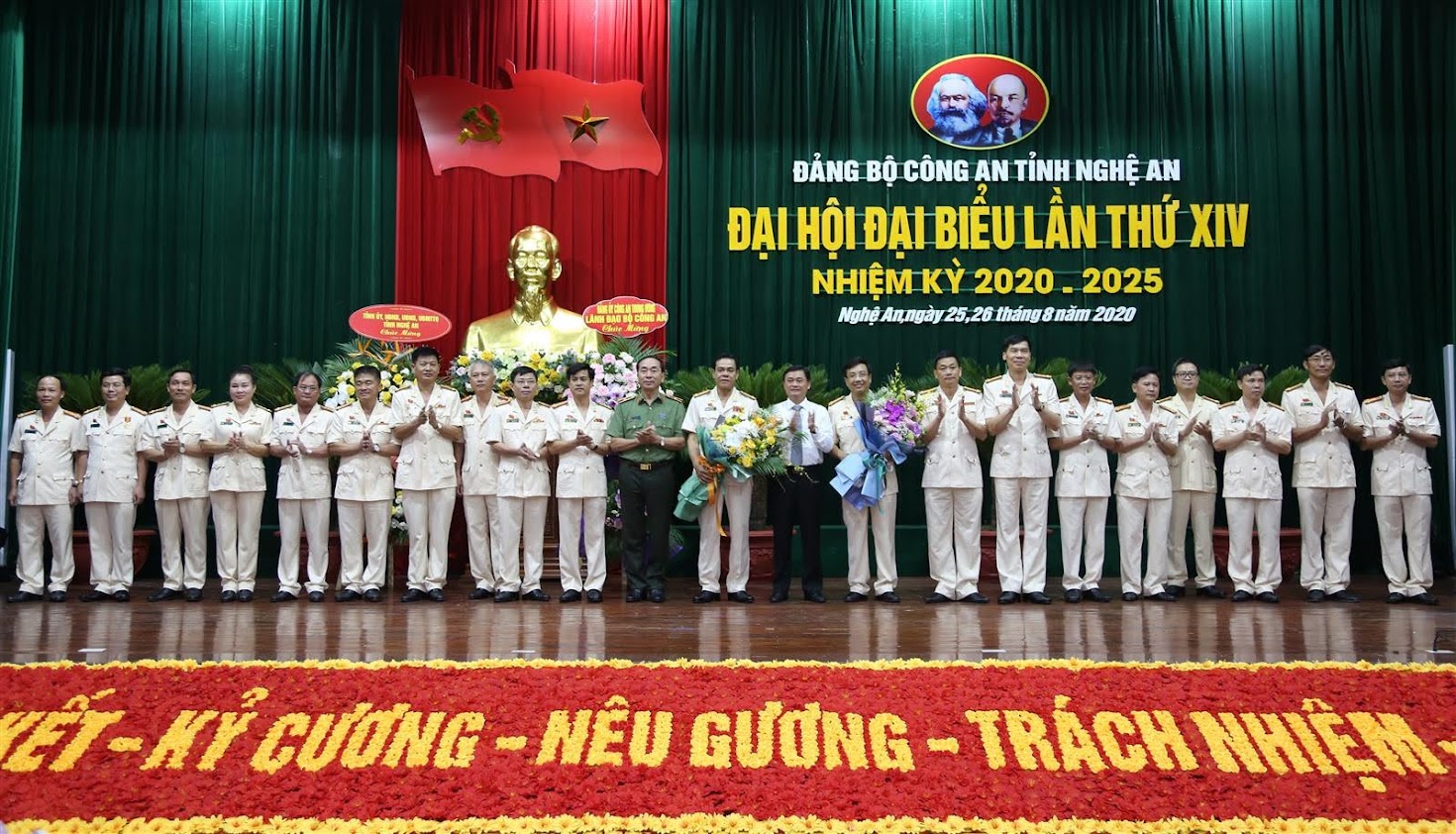 Ra mắt BCH Đảng bộ Công an tỉnh Nghệ An khóa XIV, nhiệm kỳ 2020 – 2025