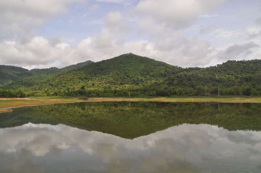 Ban Yan Sue Lake in the morning