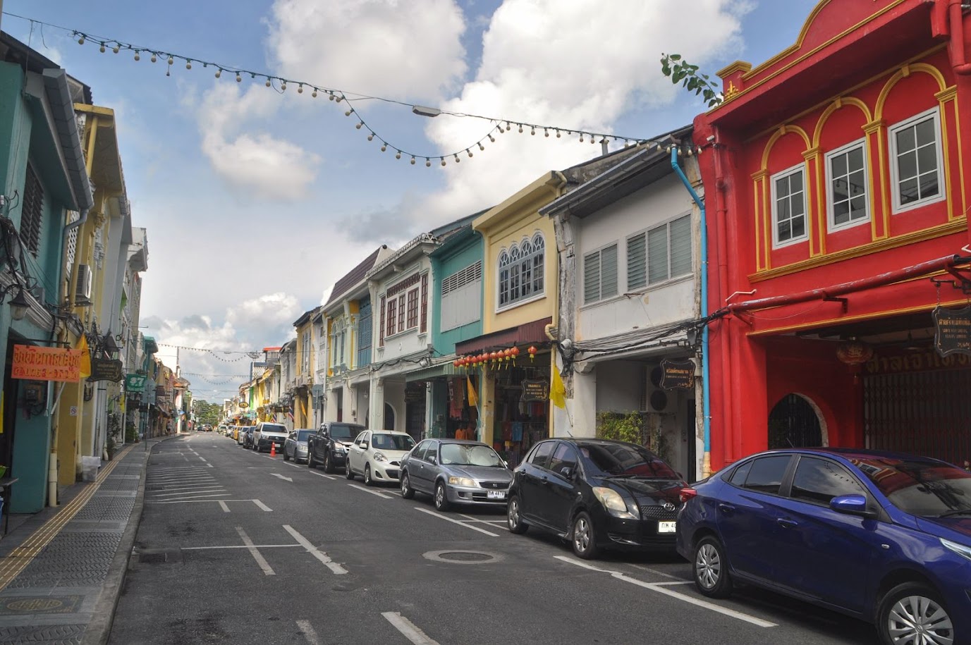 Phuket Old Town
Thailand
Street
Colourful buildings